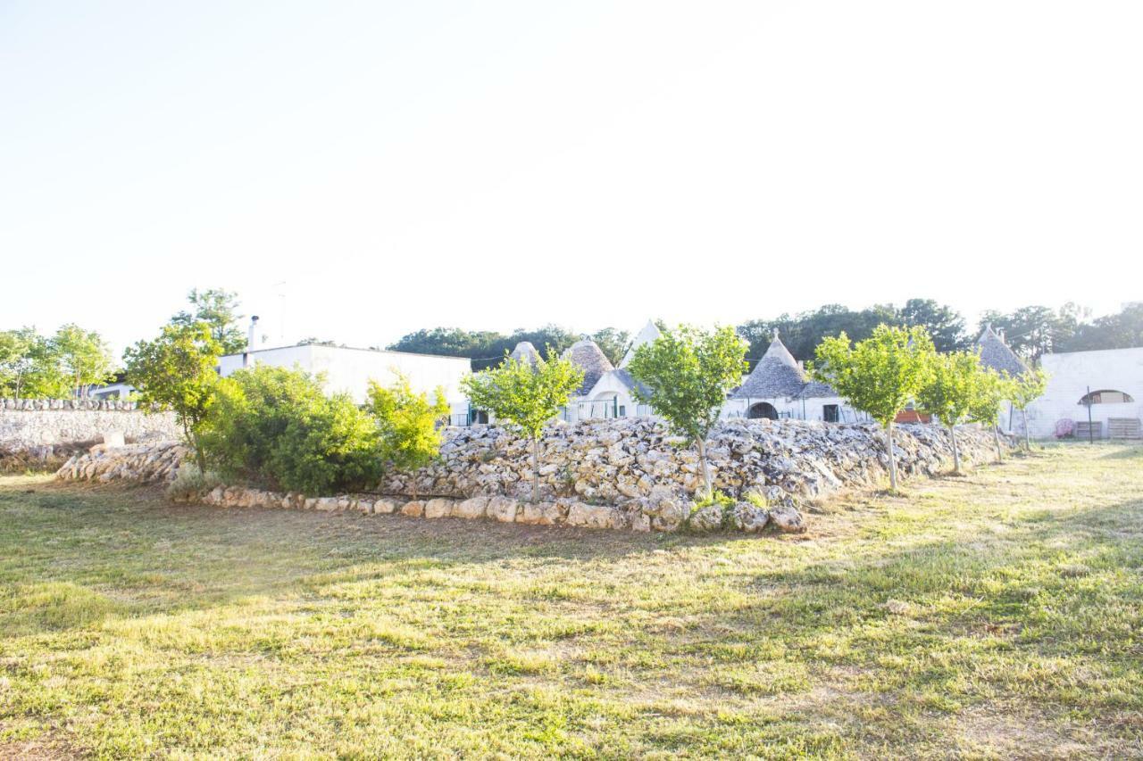 Trulli Sul Vignale In Masseria Santalachicca Martina Franca Exterior foto